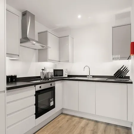 Modern 1 Bedroom In - Sleeps 3 Apartment